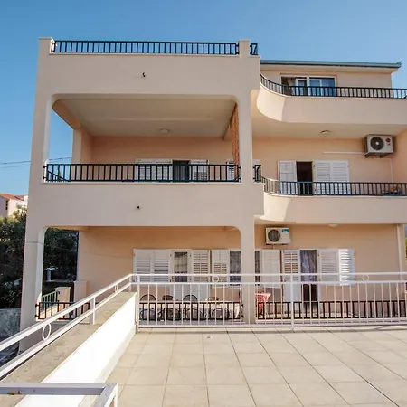 By The Sea Arbanija, Ciovo - 1122 Apartment