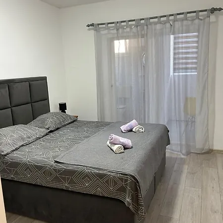 By The Sea Arbanija, Ciovo - 1122 Апартаменты *